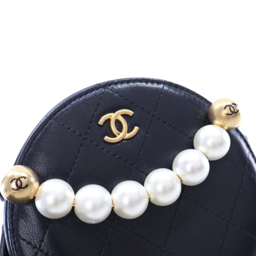 Pre-Loved Chanel Lambskin Pearl Round Clutch On Chain - Picture 7 of 12